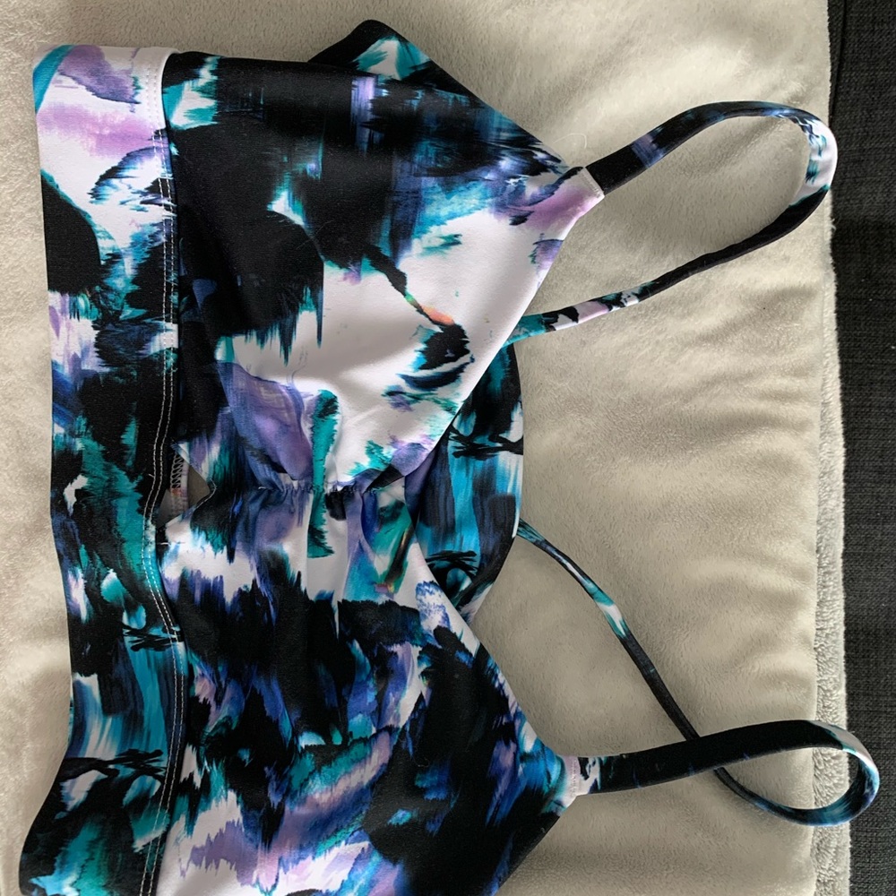Fabletics sports bra